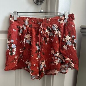 American eagle floral shorts